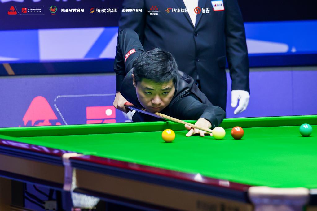 虑卫冕还为 虑卫冕还为